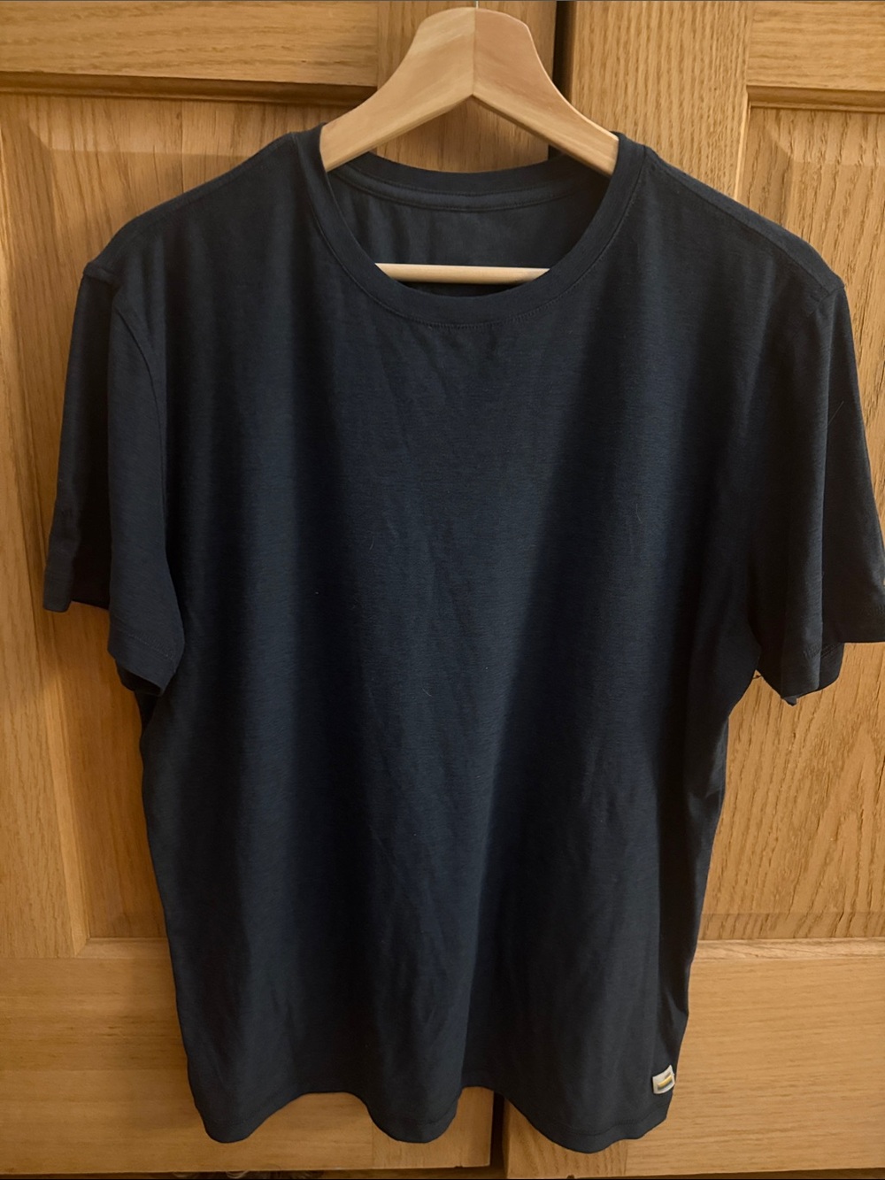 Vuori Men's Dark Blue Green Workout Top
